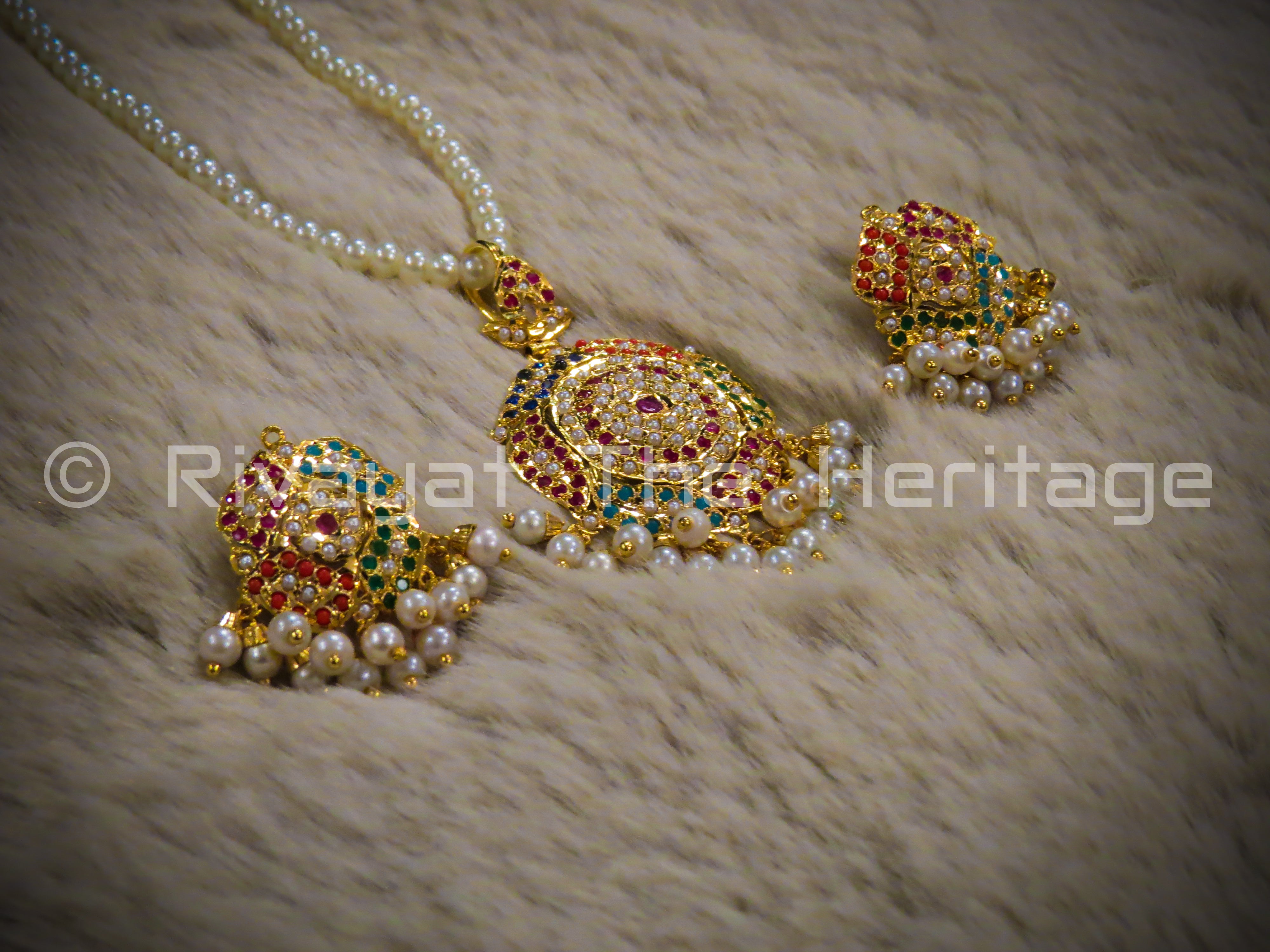"Jadau" Round Heritage Necklace & Earring Set - 24 Karat Gold Plated